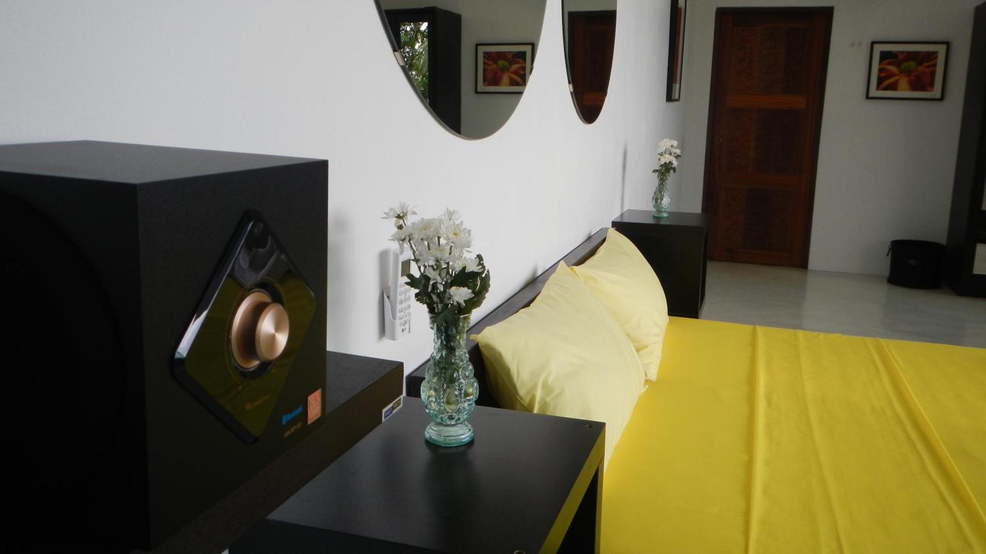 Monkey Flower Villas Koh Tao Room photo